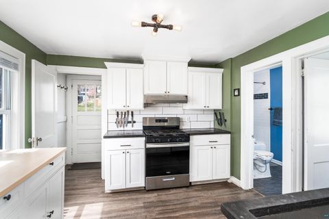 Tiny photo for 21212 E 5th St, Duluth, MN 55805 (MLS # 6125218)