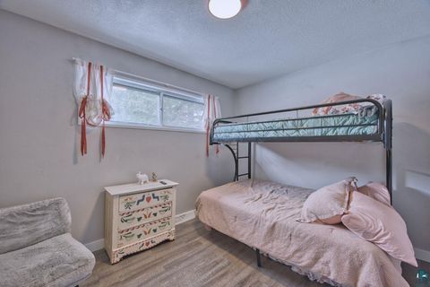 Tiny photo for 242 Hampshire Dr, Hoyt Lakes, MN 55750 (MLS # 6124430)