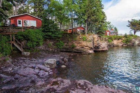 Photo of 540 Old North Shore Rd, Two Harbors, MN 55616 (MLS # 6123094)
