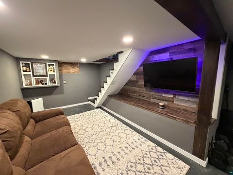 Tiny photo for 314 7th St, Proctor, MN 55810 (MLS # 6125011)