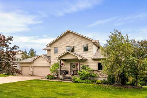 Tiny photo for 442 Hastings Dr, Duluth, MN 55803 (MLS # 6126140)