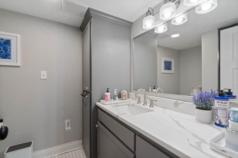 Tiny photo for 4816 Dodge St, Duluth, MN 55804 (MLS # 6122760)