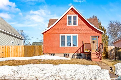 Tiny photo for 621 9th Ave, Two Harbors, MN 55616 (MLS # 6124013)