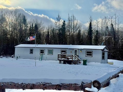 Photo of 3031 S Leighton Rd, Hibbing, MN 55746 (MLS # 6123440)