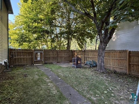 Tiny photo for 6220 E Superior St, Duluth, MN 55804 (MLS # 6127767)