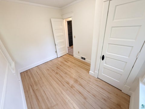 Tiny photo for 6220 E Superior St, Duluth, MN 55804 (MLS # 6127767)
