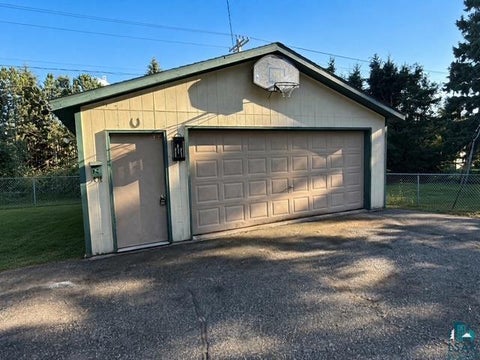 Tiny photo for 6220 E Superior St, Duluth, MN 55804 (MLS # 6127767)