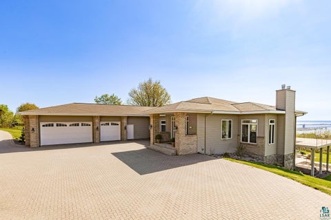 Tiny photo for 2906 W 15th St, Duluth, MN 55806 (MLS # 6127101)
