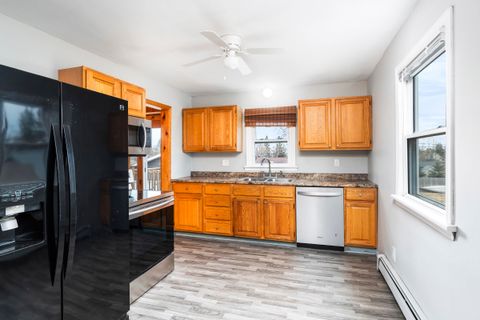 Tiny photo for 5116 Ivanhoe St, Duluth, MN 55804 (MLS # 6123745)