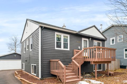 Photo of 5116 Ivanhoe St, Duluth, MN 55804 (MLS # 6123745)