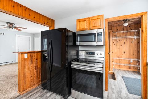 Tiny photo for 5116 Ivanhoe St, Duluth, MN 55804 (MLS # 6123745)