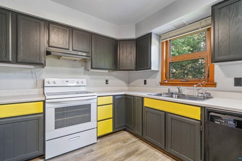 Tiny photo for 6085 Highway 1, Silver Bay, MN 55614 (MLS # 6127813)
