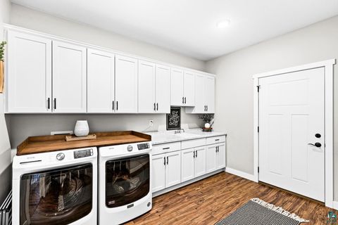 Tiny photo for 4320 Thielke Cir, Hermantown, MN 55811 (MLS # 6125423)