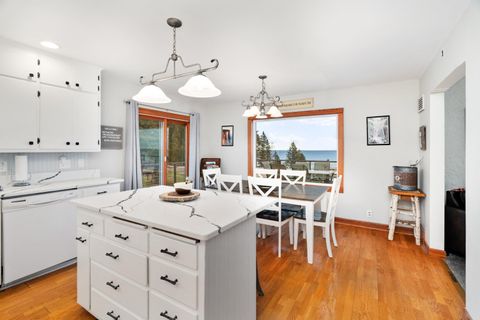 Tiny photo for 107 South Ave, Two Harbors, MN 55616 (MLS # 6122428)