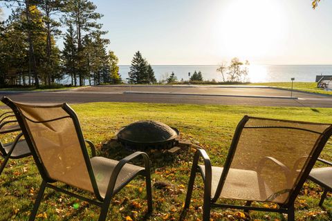 Tiny photo for 107 South Ave, Two Harbors, MN 55616 (MLS # 6122428)