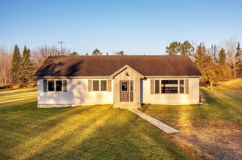 Tiny photo for 637 Hawk Hill Rd, Knife River, MN 55609 (MLS # 6122683)