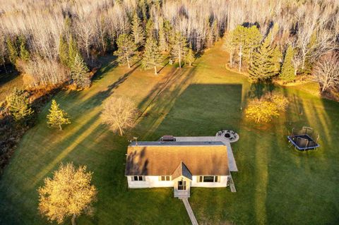 Tiny photo for 637 Hawk Hill Rd, Knife River, MN 55609 (MLS # 6122683)