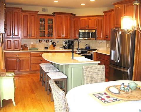 Tiny photo for 2717 Northridge Dr, Duluth, MN 55811 (MLS # 6125365)