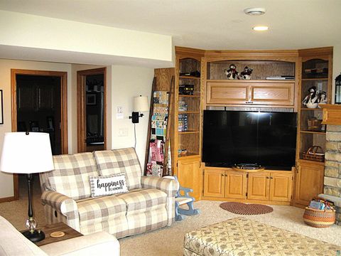 Tiny photo for 2717 Northridge Dr, Duluth, MN 55811 (MLS # 6125365)