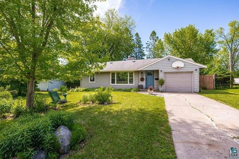 Tiny photo for 4920 Colorado St, Duluth, MN 55804 (MLS # 6126341)