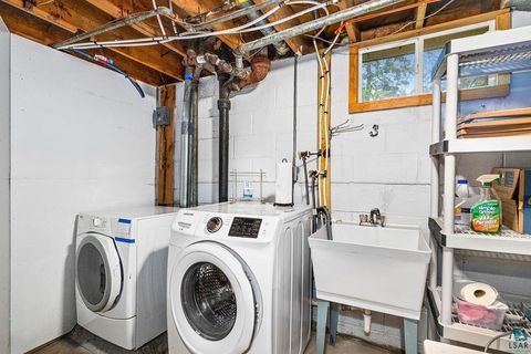 Tiny photo for 4920 Colorado St, Duluth, MN 55804 (MLS # 6126341)