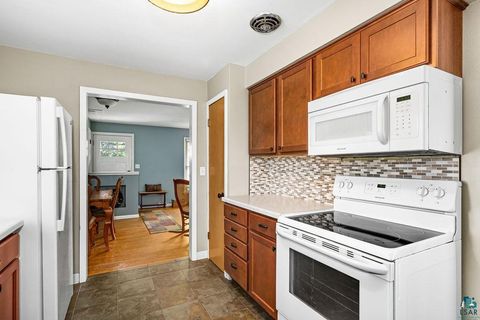 Tiny photo for 4920 Colorado St, Duluth, MN 55804 (MLS # 6126341)
