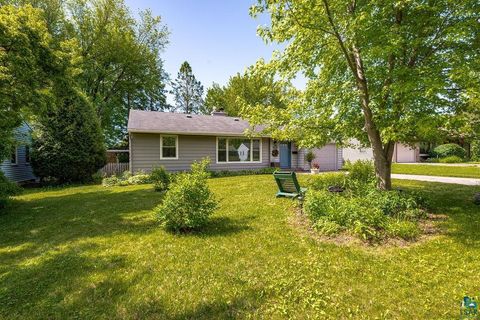 Tiny photo for 4920 Colorado St, Duluth, MN 55804 (MLS # 6126341)