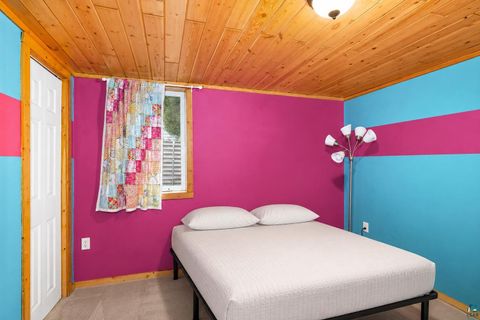 Tiny photo for 4920 Colorado St, Duluth, MN 55804 (MLS # 6126341)