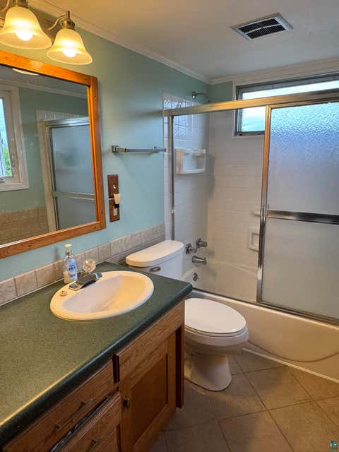 Tiny photo for 402 10th Ave, Two Harbors, MN 55616 (MLS # 6126120)