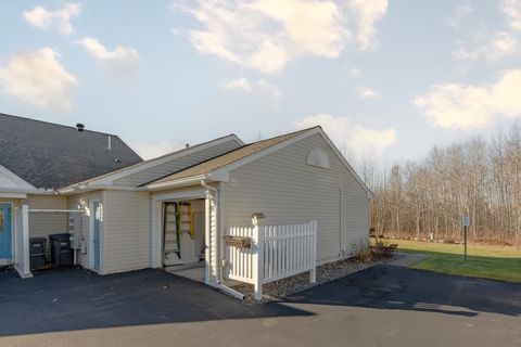 Tiny photo for 2156 Miller Creek Dr, Duluth, MN 55811 (MLS # 6122794)