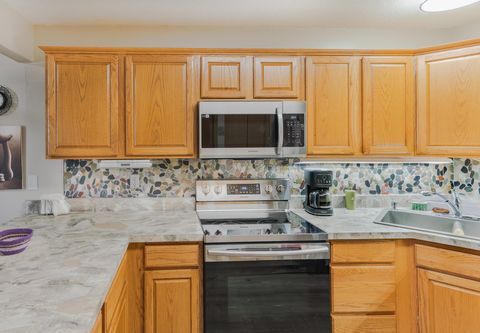 Tiny photo for 2156 Miller Creek Dr, Duluth, MN 55811 (MLS # 6122794)