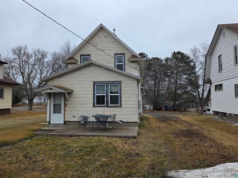 Tiny photo for 313 W Minnesota Ave, Gilbert, MN 55741 (MLS # 6124592)