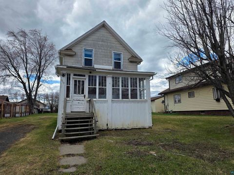 Tiny photo for 313 W Minnesota Ave, Gilbert, MN 55741 (MLS # 6124592)