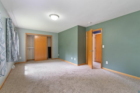 Tiny photo for 104 E Mankato St, Duluth, MN 55803 (MLS # 6127577)