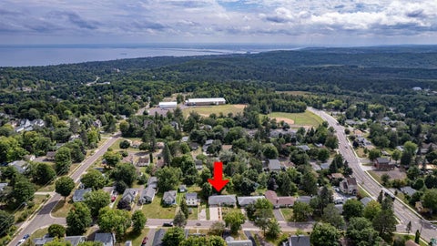 Tiny photo for 104 E Mankato St, Duluth, MN 55803 (MLS # 6127577)