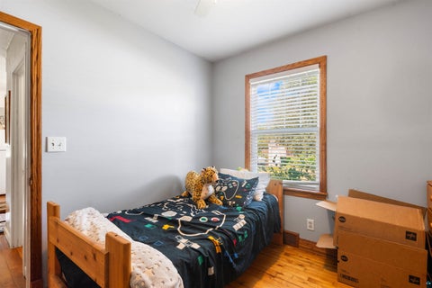 Tiny photo for 415 W McGonagle St, Duluth, MN 55808 (MLS # 6127623)