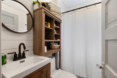 Tiny photo for 415 W McGonagle St, Duluth, MN 55808 (MLS # 6127623)