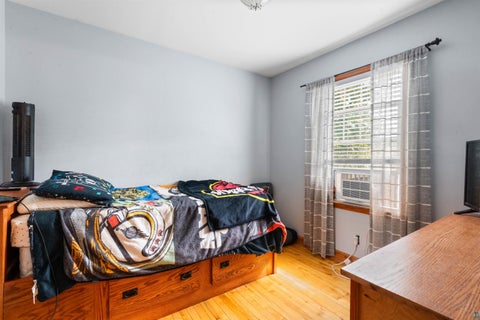 Tiny photo for 415 W McGonagle St, Duluth, MN 55808 (MLS # 6127623)