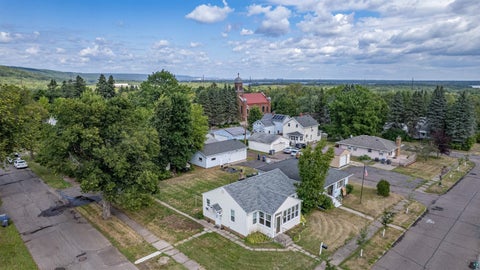Tiny photo for 415 W McGonagle St, Duluth, MN 55808 (MLS # 6127623)