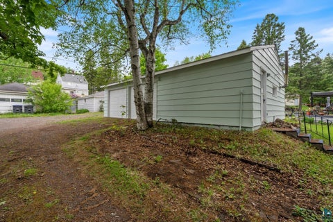 Tiny photo for 1515 N 8th Ave E AVE, Duluth, MN 55805 (MLS # 6125894)