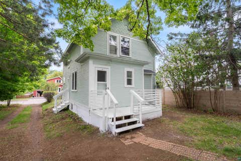 Tiny photo for 1515 N 8th Ave E AVE, Duluth, MN 55805 (MLS # 6125894)
