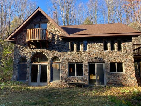 Tiny photo for 192 W Deeryard Lake Rd, Lutsen, MN 55612 (MLS # 6123425)