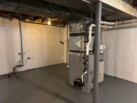 Tiny photo for 5211 Avondale St, Duluth, MN 55804 (MLS # 6123399)