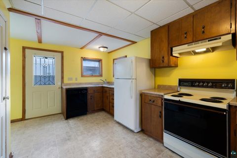 Tiny photo for 616 Summit St, Eveleth, MN 55734 (MLS # 6124021)