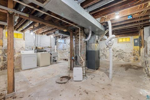 Tiny photo for 616 Summit St, Eveleth, MN 55734 (MLS # 6124021)