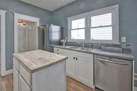 Tiny photo for 25 3rd St SW St, Chisholm, MN 55719 (MLS # 6122277)