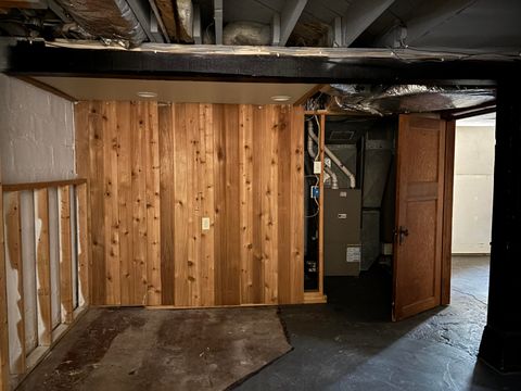 Tiny photo for 4611 W 5th St, Duluth, MN 55807 (MLS # 6123398)