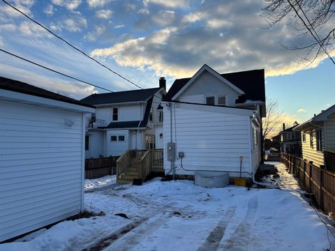 Tiny photo for 4611 W 5th St, Duluth, MN 55807 (MLS # 6123398)