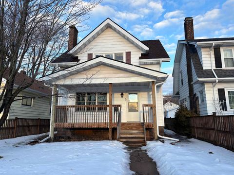 Tiny photo for 4611 W 5th St, Duluth, MN 55807 (MLS # 6123398)