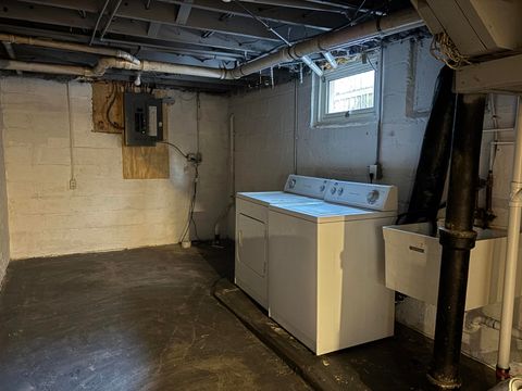 Tiny photo for 4611 W 5th St, Duluth, MN 55807 (MLS # 6123398)